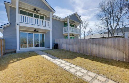 Less Than 1 Mi to Texas AandM Group Getaway with Balcony! - Photo 3