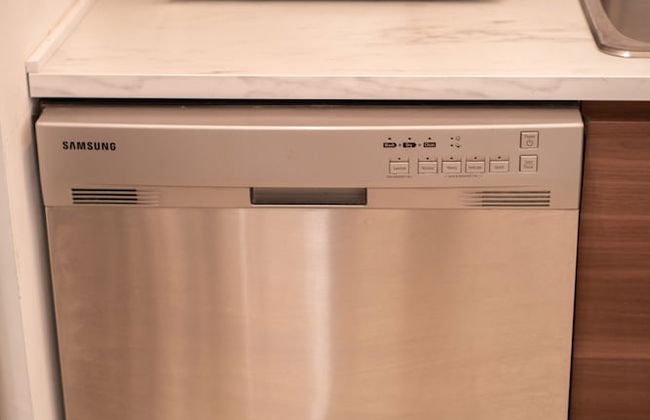 SUPERB 1 Bed Apt. Steps Away From Metro - Foto 15