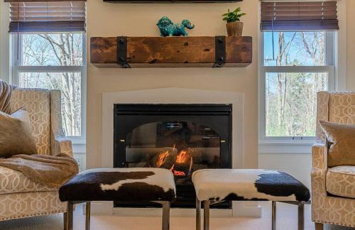 The Maple House Fully Fenced-in Yard! - Foto 5