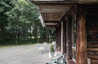 Lilly Lodge; nestled within the forest. - Foto 30