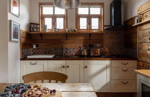 Porth Chapel- Pet Allowed - Free WiFi & Parking - Fireplace - Foto 12