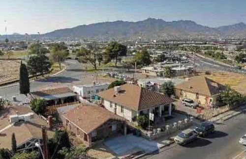 Entire Home Near Cordova Intl Bridge - Foto 26