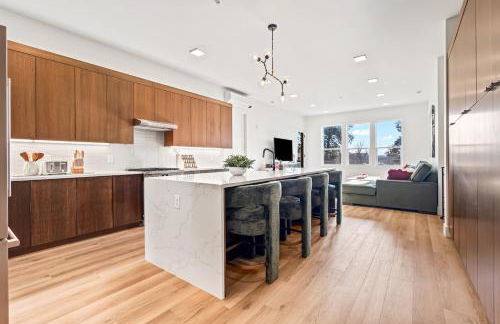 Emerald City in Downtown Eagle - Photo 13