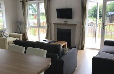 Applin Lodge - Photo 14