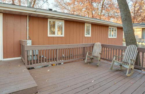 7 Mi to Munsinger Gardens Sartell Home with Deck - Foto 22