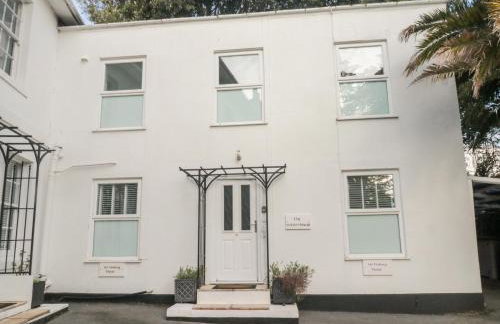 The White House - Photo 2