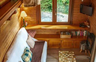 Chalet entier, vue panoramique, ruisseau et sauna. - Foto 7