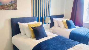 Pleasant and Homely - Foto 1