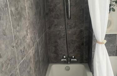 Studio 114 - Photo 16