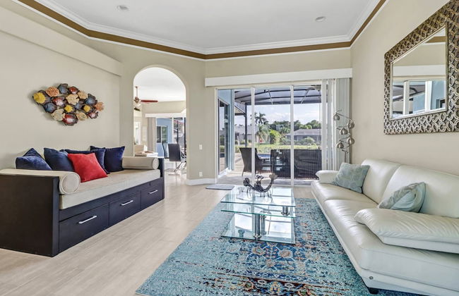 Cape Coral Pool Home With Boat Lift, Access to Gulf - Foto 54