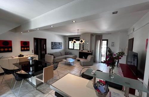 A-CLASS APARTMENT,near the sea & Patras University - Photo 14