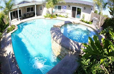 Highly Upgraded, 5 Bed, 4.5 ba, New Pool W/jacuzzi, 1/2 Mile Walk to Disney - Photo 43