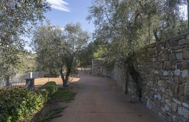 2 bedroom House in Cipressa with private pool and garden - Photo 26