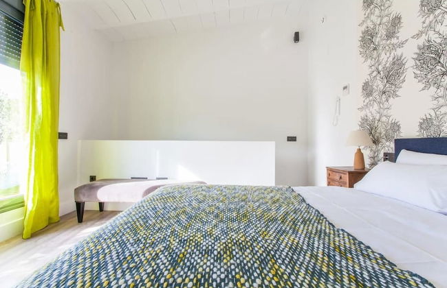 Sevilla Alquila Amplios Apartamentos Duplex en San Bernardo - Foto 2