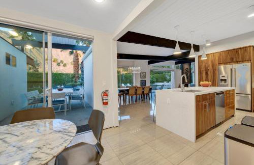 4BR MidCentury Alexander Home in Vista Las Palmas - Foto 28