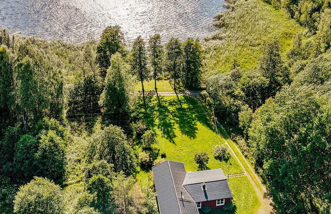 Lakefront Cottage in Torsebo - Foto 29