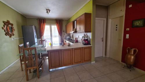 Άνετο, μεγάλο σπίτι κοντά στο μετρό - Foto 4