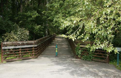 1-Story Home, Fenced Yard, Grill, Firepit, Parking, Sleeps 10, Pet-Friendly, Smart TVs, 10 Mins to Nissan Stadium & Five Points, Cozy Bedrooms, Outdoor Fun, Perfect for Families & Groups - Foto 37