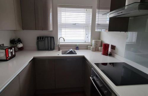 Beautiful 2-bed Apartment on Torquay seafront - Foto 13