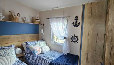 Jurassic Bliss - stylish static caravan with partial sea view at Durdle Door - Foto 3