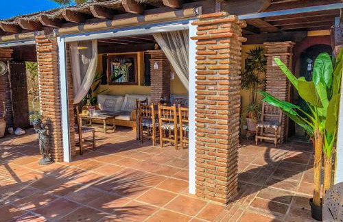Casa Madre Tierra con jacuzzi piscina zona de barbacoa y preciosas vistas - Foto 24
