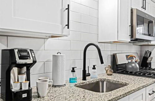 Prime Location King! Bed near Mt Clemens Downtown - Foto 14