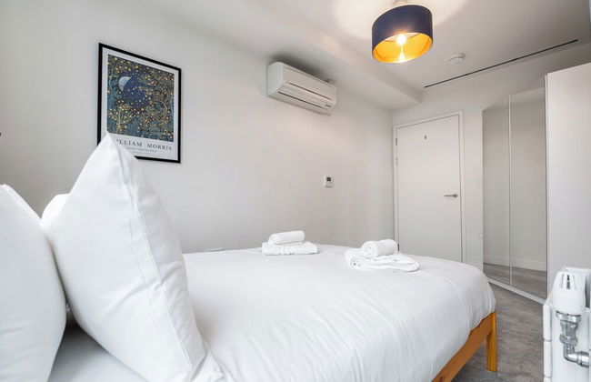 Chic & Stylish 2Bed in Heart of London - Photo 6