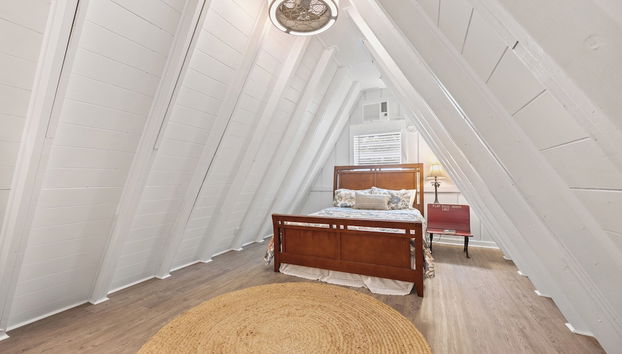 Natures Nook 2 Unique Homes! - Foto 5, Habitación