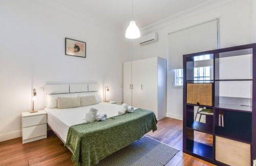 AH- Diseño y alma madrileña cerca a Plaza Mayor - Photo 2