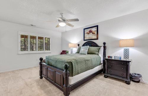 ACE - A Hole in One Right on the Golf Course Hot Tub Mt Views Pines - Foto 32