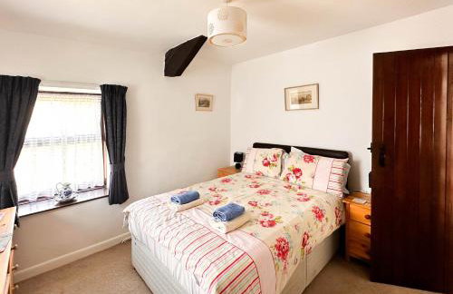 The Old Barn - Photo 4