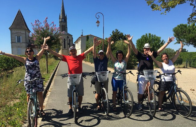 "Explora Saint-Émilion en bicicletas eléctricas: Grupo pequeño, excursión de medio día" - Foto 11