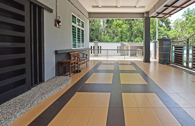 OYO Home 90582 Dz Homestay Bukit Ubi - Foto 14