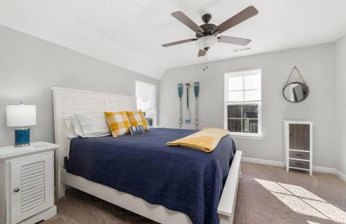 Beautiful Home with Lake and Marina Access, Firepit, Golf Cart Included - Foto 17