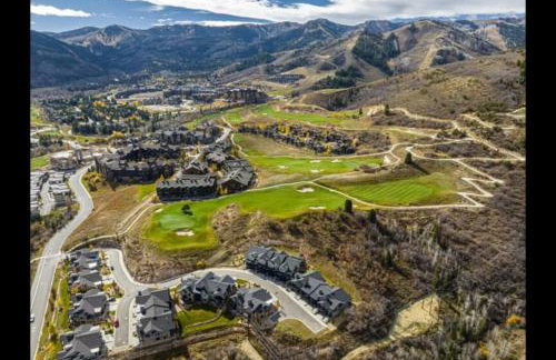 Spectacular Mountain views Year round - Photo 33