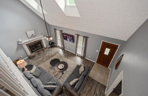 Relax In This 4BR Retreat With Screened Snug Porch - Foto 7