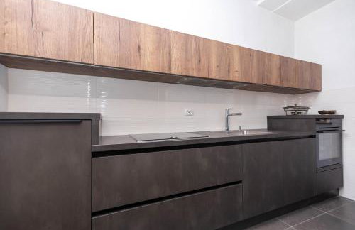 Amazing house W pool and big sunny terrace close to sea & beach - Photo 32