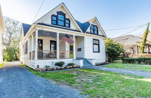 Dauphin District Darling #4 Downtown, Dining - Photo 5