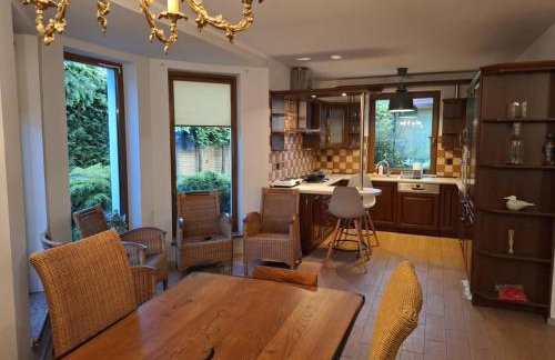 Biały Domek dla 6 osób oraz Domek Sternika dla 4 osób - jezioro, las, wiejski klimat - Foto 15