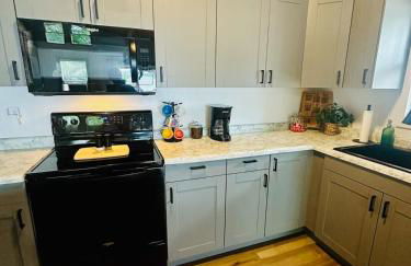 Astonishing view 100 feet from the lake! - Foto 14