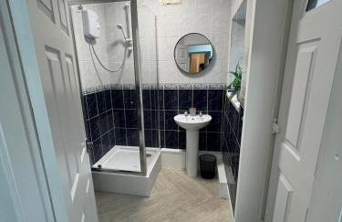 Anfield cosy stay - Photo 2