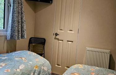 Oak Tree Lodge with Hot Tub near Alton Towers - Foto 40