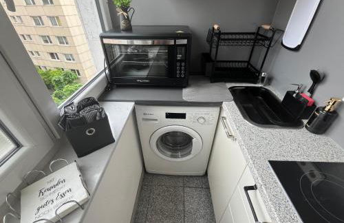 APARTMENT 24h CHECK IN - MODERN APARTMENT - STUDIO IN GOOD LOCATED - KLEIN aber FEIN in METROPOLE FRANKFURT - Foto 12