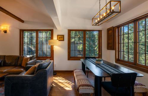 Mountain Cabin with Hot Tub, Scenic Views, Fire Pit, by Forest & Peak Retreats - Foto 11
