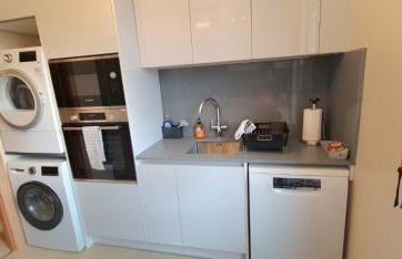 London Luxury 3 bedroom large apartment, aircon, free parking, station 4 mins walk - Foto 17