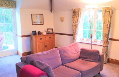 The Old Stores, a Grade II listed cottage in the delightful village of Georgeham, is ideal for beach, surfing, walking & cycling holidays - Foto 3