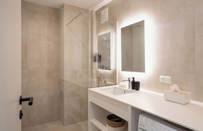 Vienna Heights Premium Apartments - Photo 23