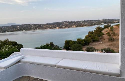 RETREAT VILLA BY THE SEA WITH POOL IN PORTO HELI - Foto 9