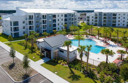 Four Bedroom Close to Disney w Screened Pool Storeylake 4910 - Foto 94