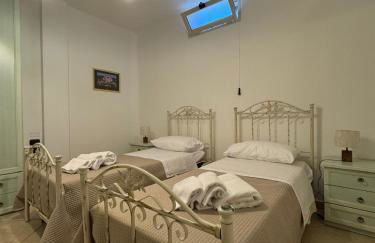 Villa Orsa Maggiore - a pochi passi dal mare - Foto 9